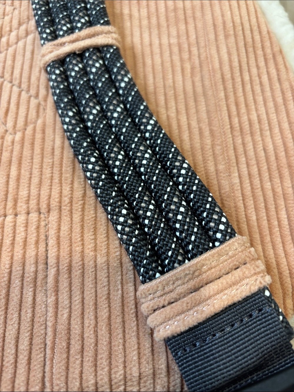 KAVU Rope Snug Sling Bag - Picture 11 of 16